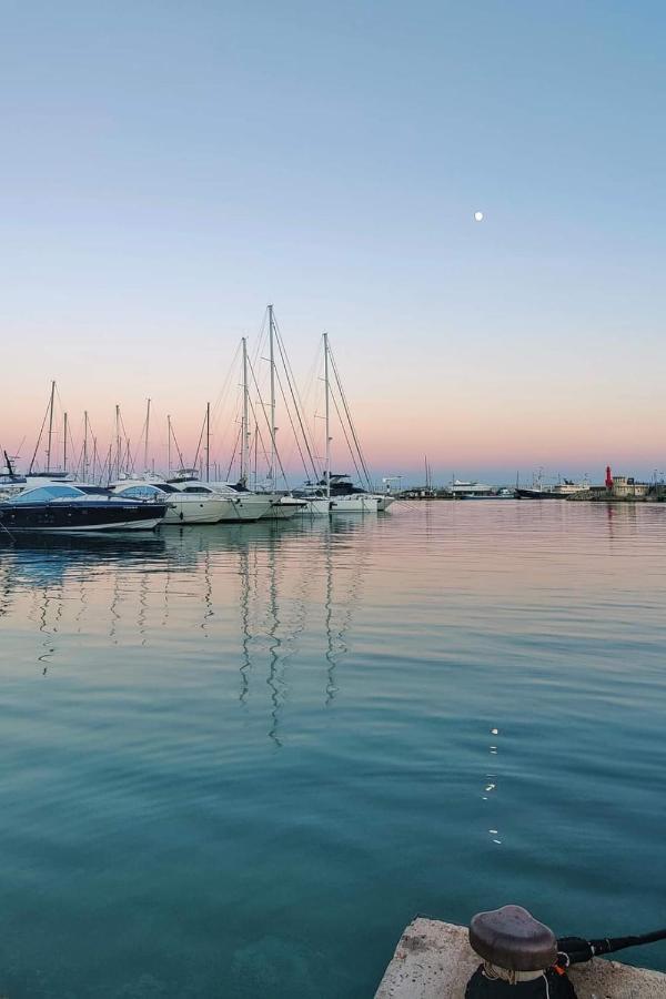 Apartment Concordia, Con Parking En El Puerto De